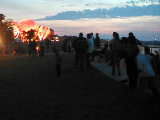 Natchez Balloon Glow